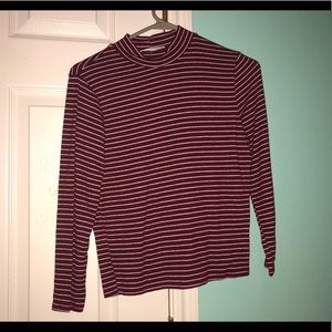 Maroon crop top